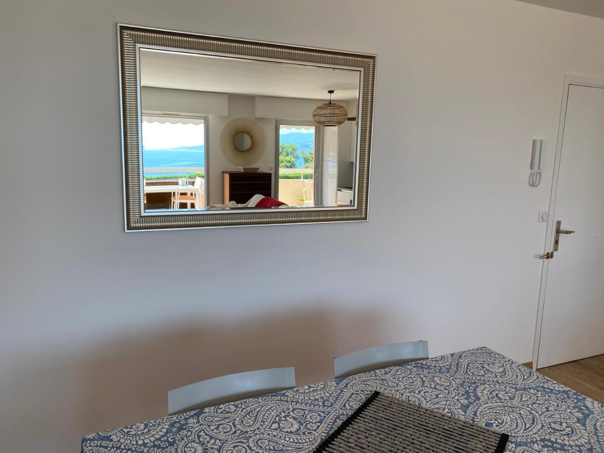Superbe 2P Vue Mer, Ensoleille, Piscine Roquebrune-Cap-Martin Luaran gambar